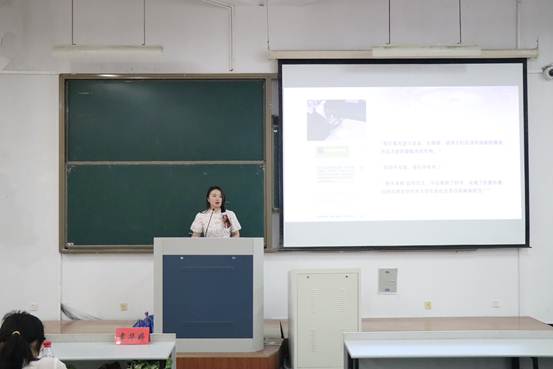 说明: 6.17%20青年宣讲团走进意昂/IMG_9062.JPG